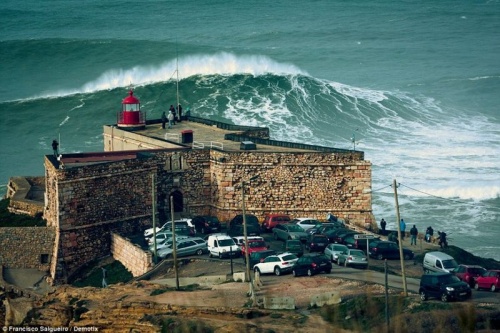 wave-001.jpg